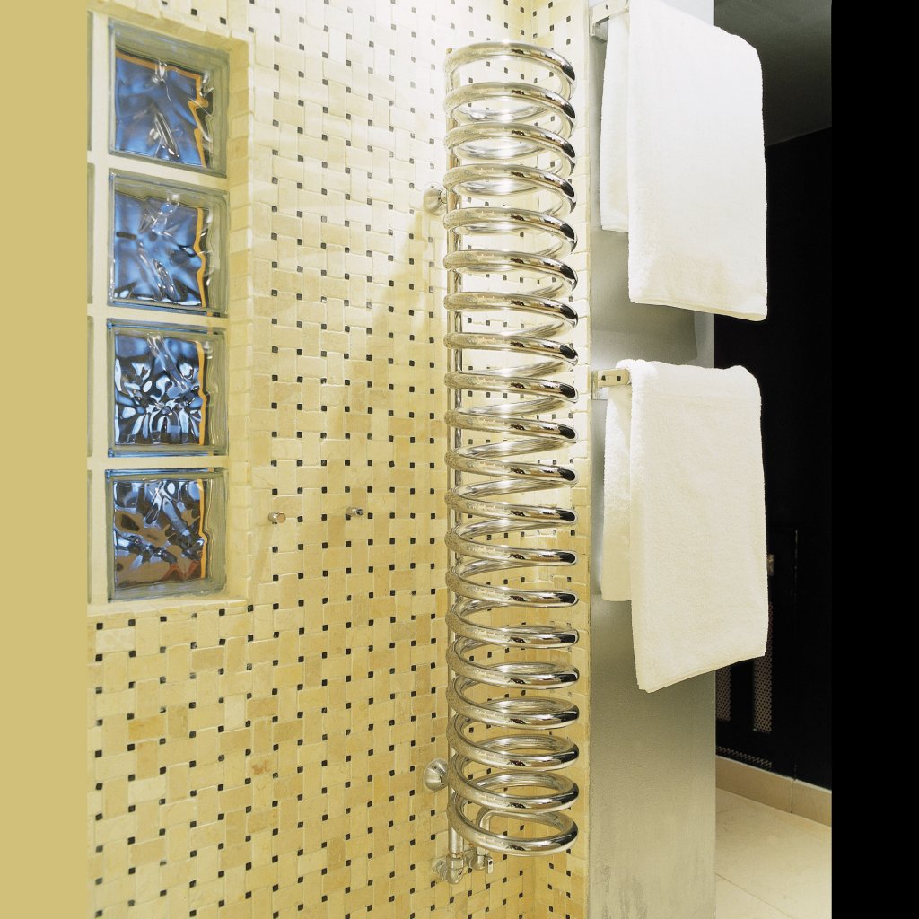 Bisque Hot Spring Heated Towel Rail / Radiator - In Chrome