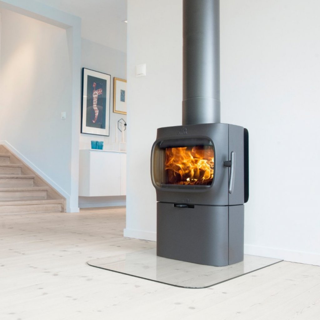 Jotul F105 R Wood Burning Stove with Base Unit - Black