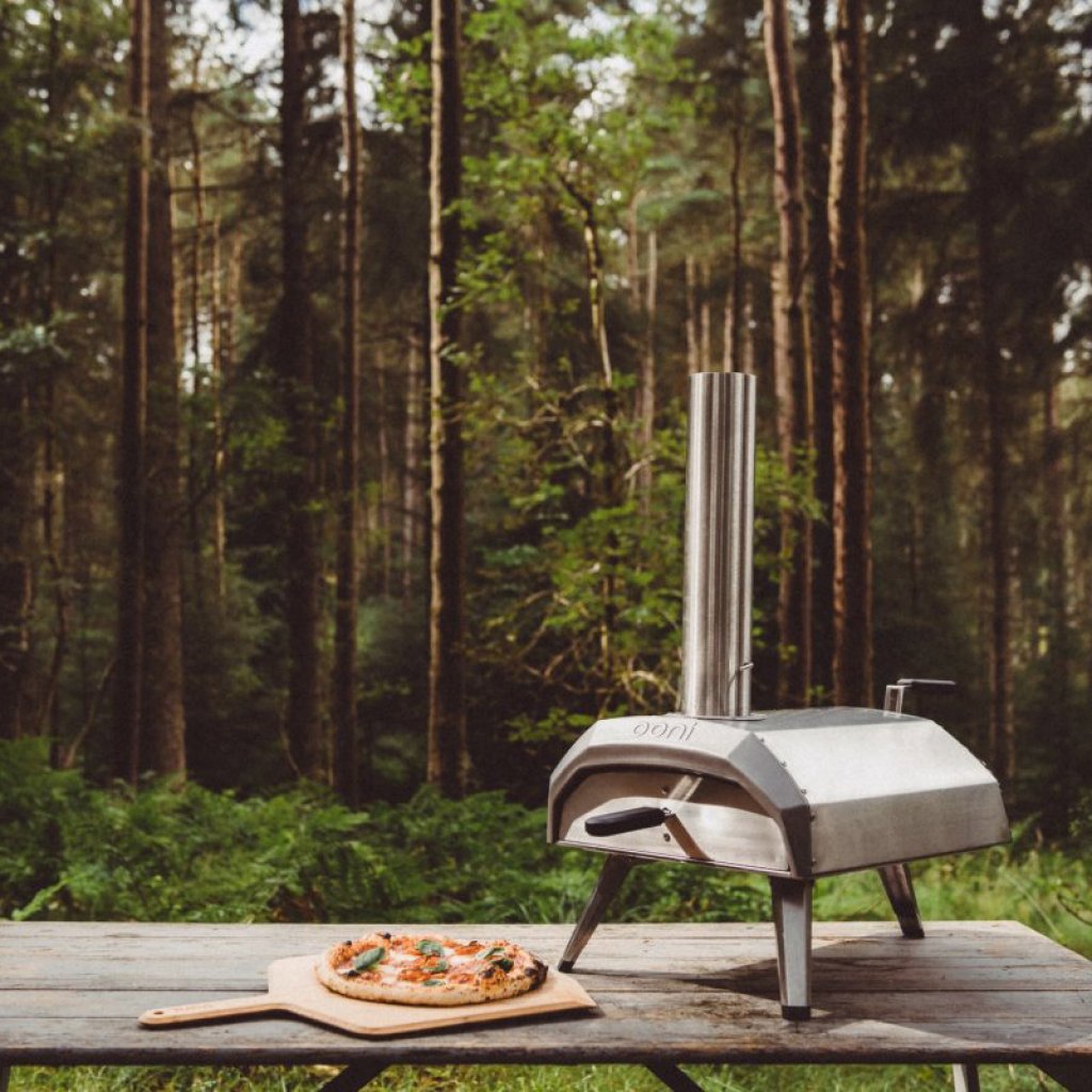 Ooni Karu 12 Wood & Charcoal Fired Portable Pizza Oven